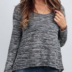 😍NWT Heather Gray Split Back Top M